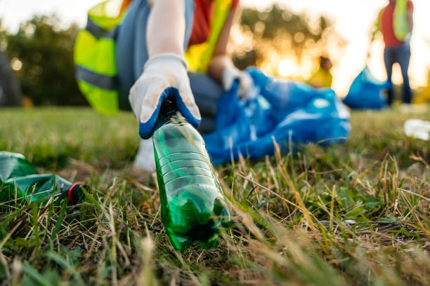 Best Yard Waste Removal  in Englewood Cliffs, NJ